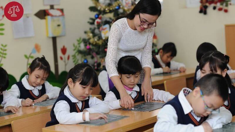 chế độ nghỉ thai sản của giáo viên năm 2022