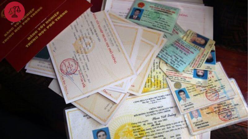 Tội làm giả giấy tờ bị xử lý như thế nào? 3 tội làm giả giấy tờ