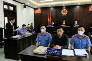 Anh dang bai Luat Thien Ma 43